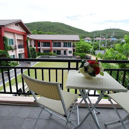 Rose Villa Hote Pak Chong Esterno foto