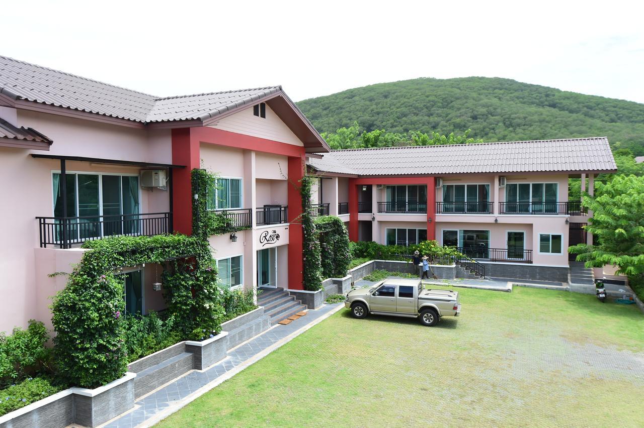 Rose Villa Hote Pak Chong Esterno foto