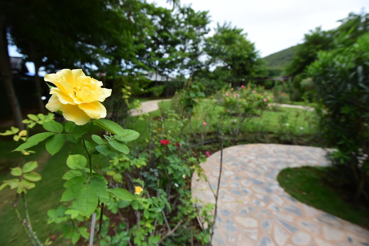 Rose Villa Hote Pak Chong Esterno foto